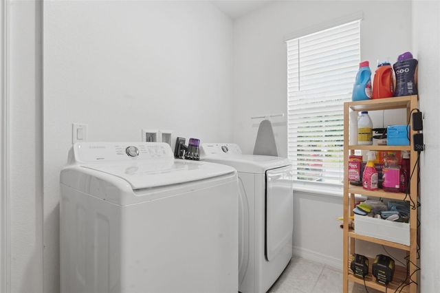 227 VILLAVISTA COURT, Davenport, FL 33896