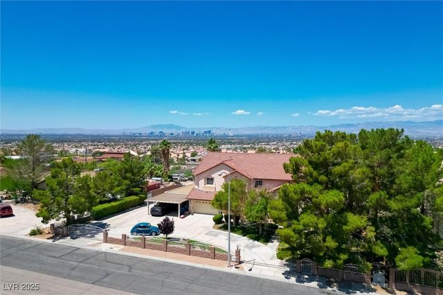 1345 Morning Sun Way, Las Vegas, NV 89110