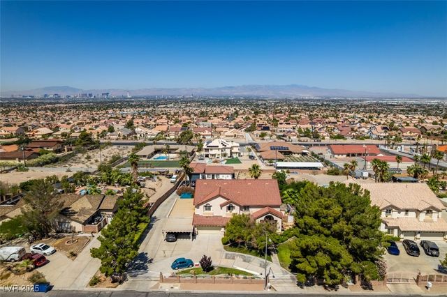 1345 Morning Sun Way, Las Vegas, NV 89110