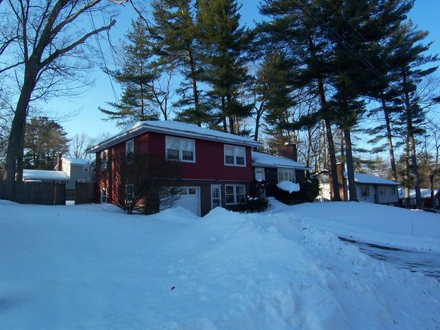 18 Century Road, Nashua, NH 03064