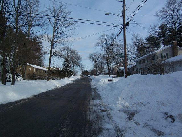 18 Century Road, Nashua, NH 03064