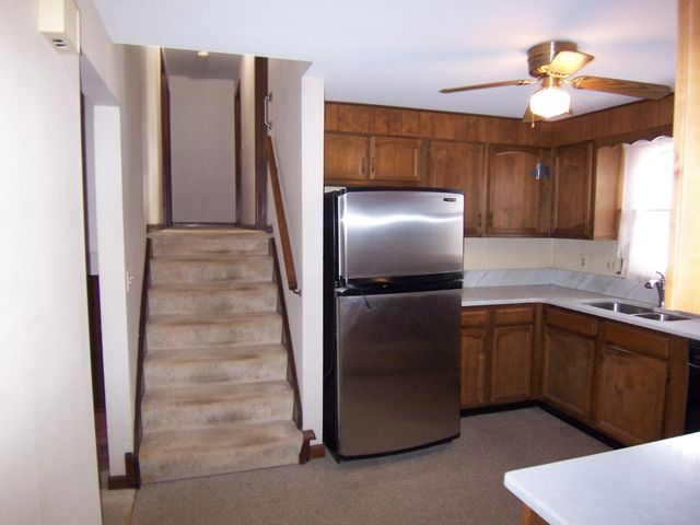 18 Century Road, Nashua, NH 03064