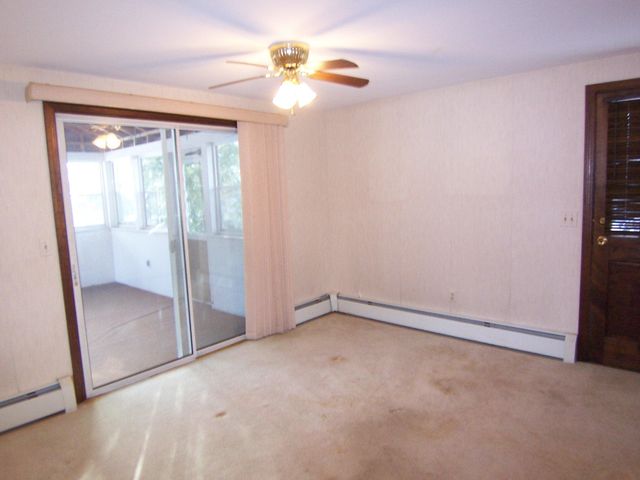 18 Century Road, Nashua, NH 03064