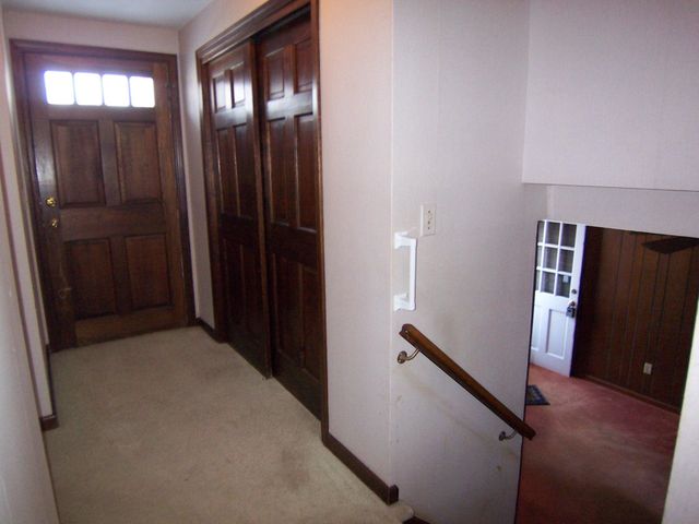 18 Century Road, Nashua, NH 03064