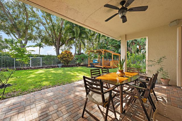 4636 Windward Cove Lane, Wellington, FL 33449