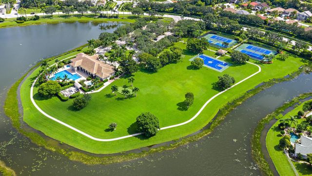 4636 Windward Cove Lane, Wellington, FL 33449