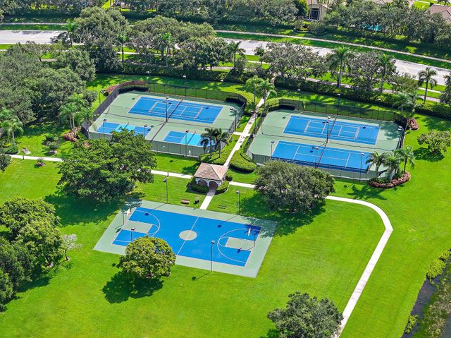 4636 Windward Cove Lane, Wellington, FL 33449