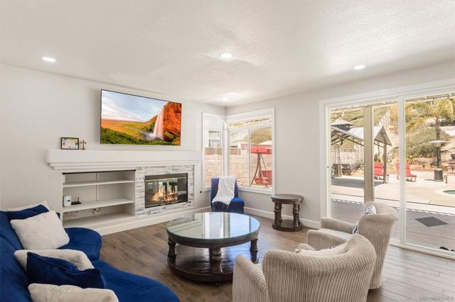 23746 VIA SEGOVIA, Murrieta, CA 92562