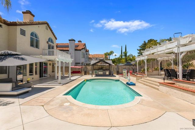 23746 VIA SEGOVIA, Murrieta, CA 92562