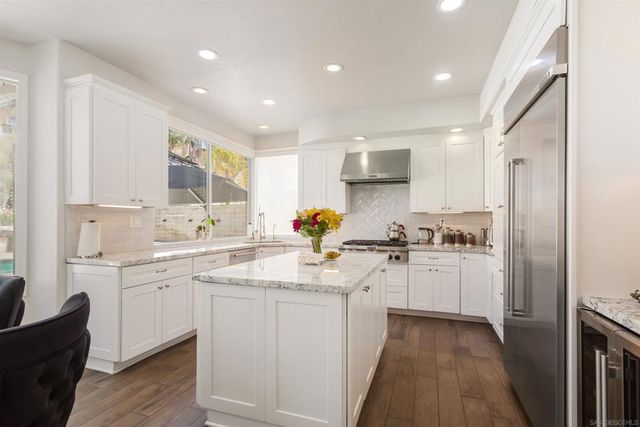 23746 VIA SEGOVIA, Murrieta, CA 92562
