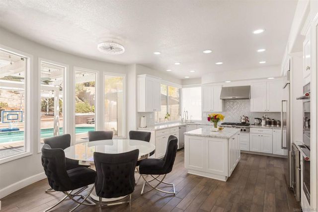 23746 VIA SEGOVIA, Murrieta, CA 92562