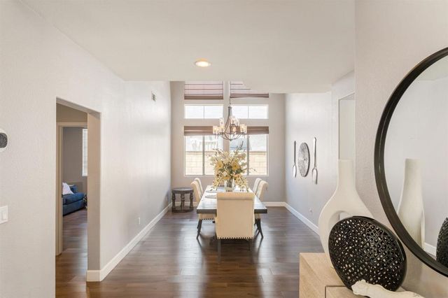 23746 VIA SEGOVIA, Murrieta, CA 92562