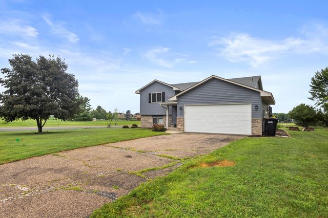 137 Hickory Lane E, Shakopee, MN 55379