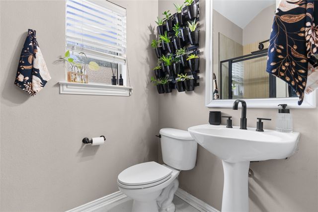 6925 jackson Court, Richland Hills, TX 76118