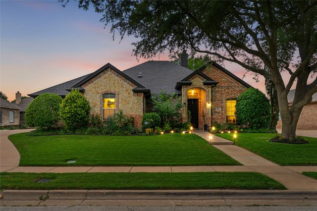 6925 jackson Court, Richland Hills, TX 76118