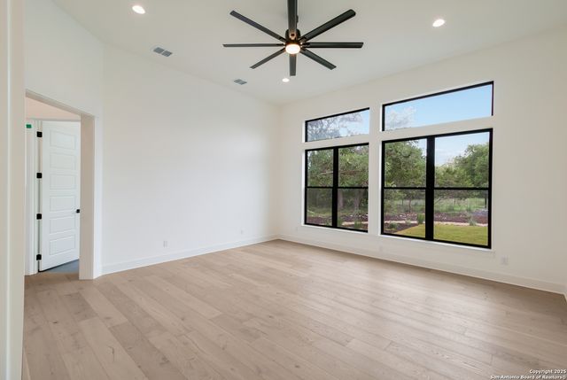 430 ARTHUR CT, Spring Branch, TX 78070