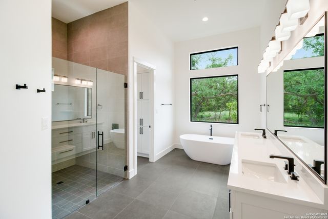 430 ARTHUR CT, Spring Branch, TX 78070