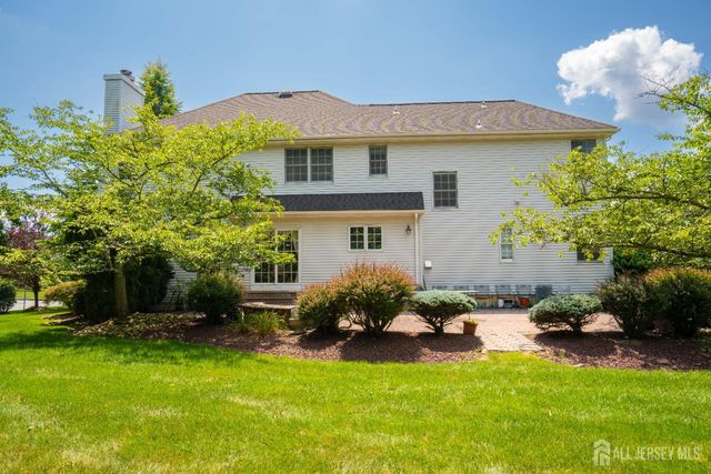 31 Sapphire Drive, West Windsor, NJ 08550