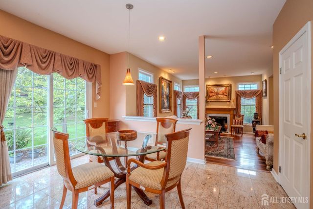 31 Sapphire Drive, West Windsor, NJ 08550