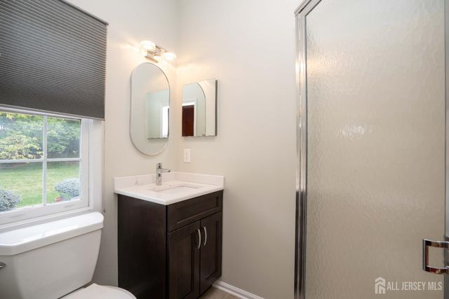 31 Sapphire Drive, West Windsor, NJ 08550