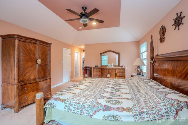 31 Sapphire Drive, West Windsor, NJ 08550