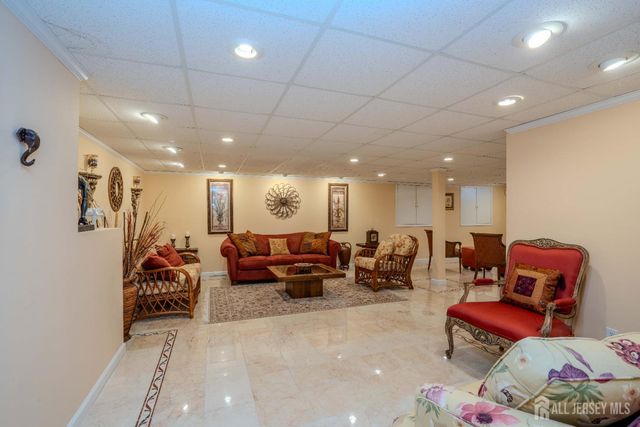 31 Sapphire Drive, West Windsor, NJ 08550