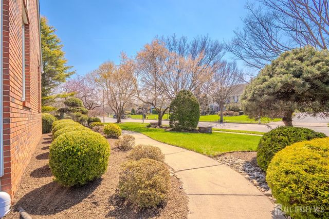 31 Sapphire Drive, West Windsor, NJ 08550