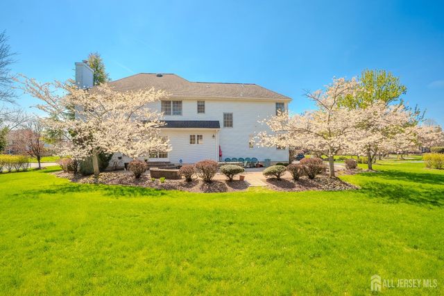 31 Sapphire Drive, West Windsor, NJ 08550