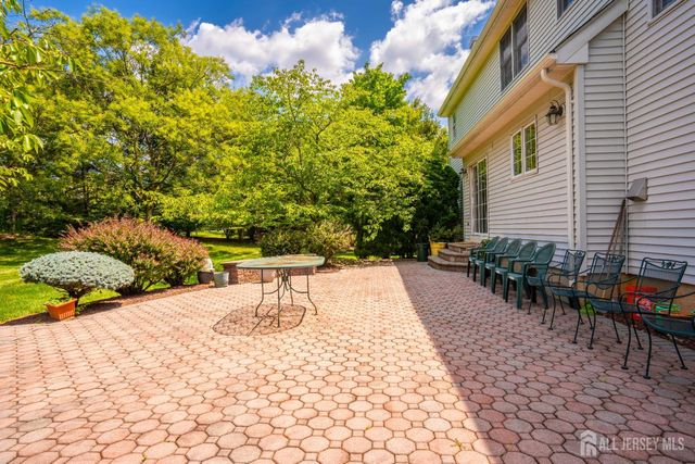 31 Sapphire Drive, West Windsor, NJ 08550