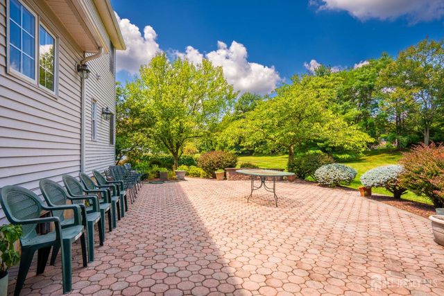 31 Sapphire Drive, West Windsor, NJ 08550