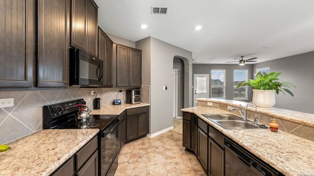 3339 Putnam Fields, Converse, TX 78109