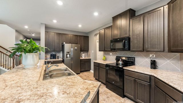 3339 Putnam Fields, Converse, TX 78109