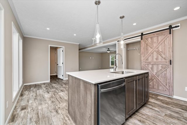 1920 Anna Maria Ln, Cookeville, TN 38501