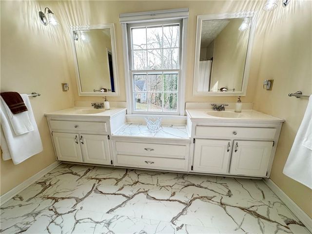 11675 Highland Colony Drive, Roswell, GA 30075