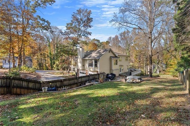 11675 Highland Colony Drive, Roswell, GA 30075