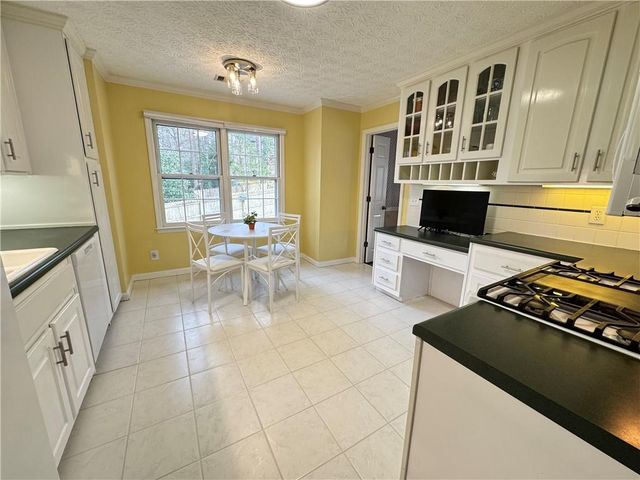 11675 Highland Colony Drive, Roswell, GA 30075