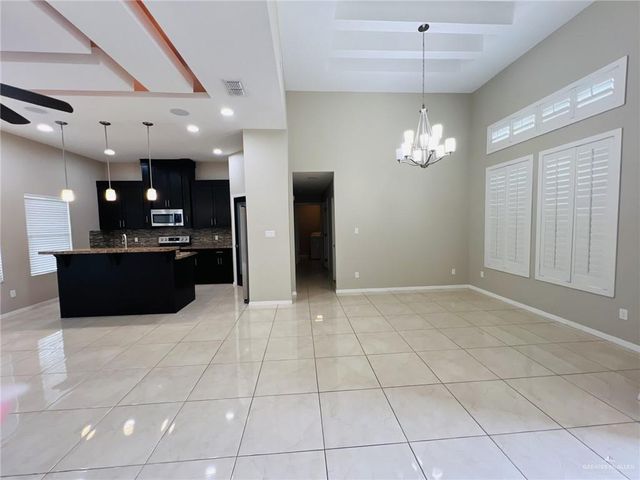 2709 Seton Street, Edinburg, TX 78542