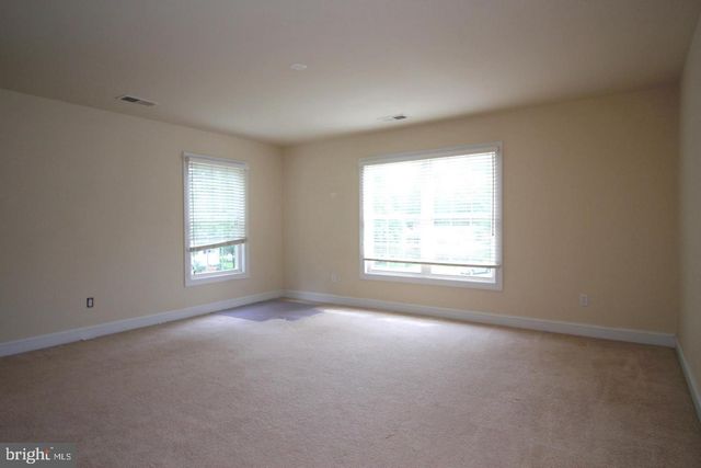 610 MEADOW LN SW, Vienna, VA 22180