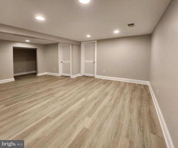 610 MEADOW LN SW, Vienna, VA 22180