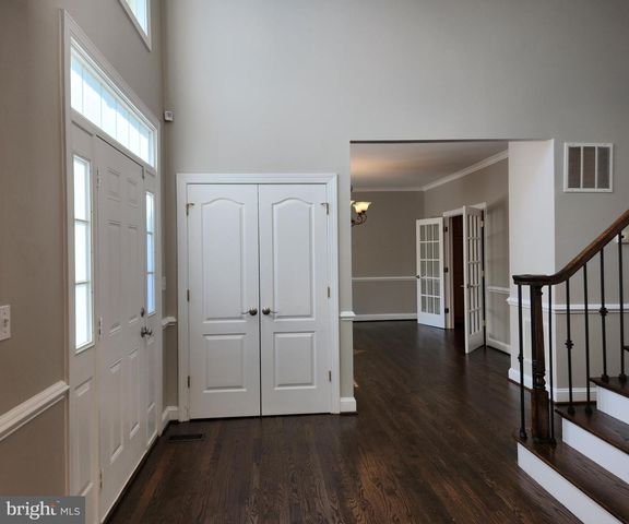 610 MEADOW LN SW, Vienna, VA 22180