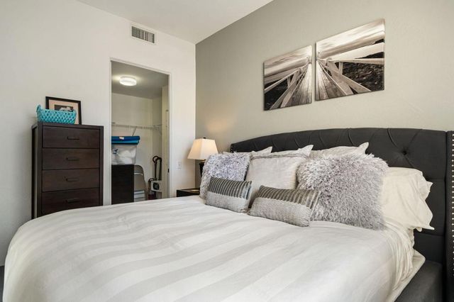 50630 Santa Rosa Plaza 8, La Quinta, CA 92253