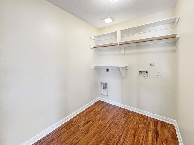 7521 Blue Jay Drive, Texas City, TX 77591