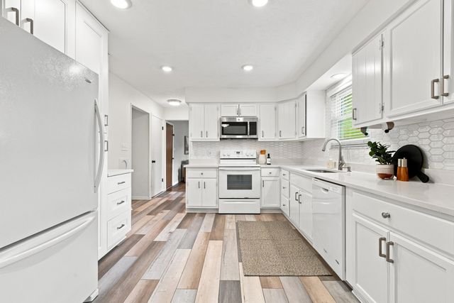 1420 Noe Bixby Road, Columbus, OH 43232