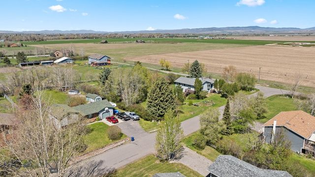 3450 Rosebush Lane, Belgrade, MT 59714