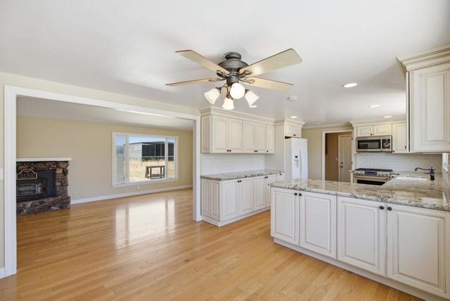 1135 Manning Court, San Martin, CA 95046