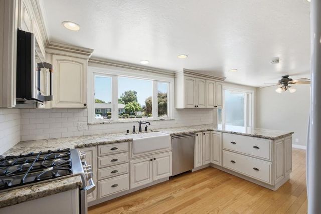 1135 Manning Court, San Martin, CA 95046