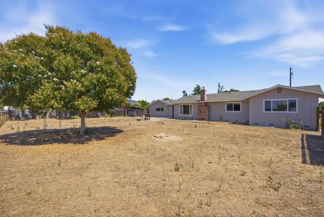 1135 Manning Court, San Martin, CA 95046