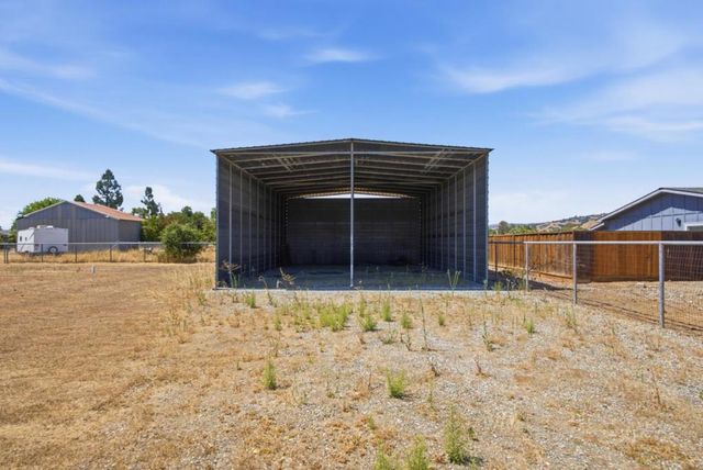 1135 Manning Court, San Martin, CA 95046