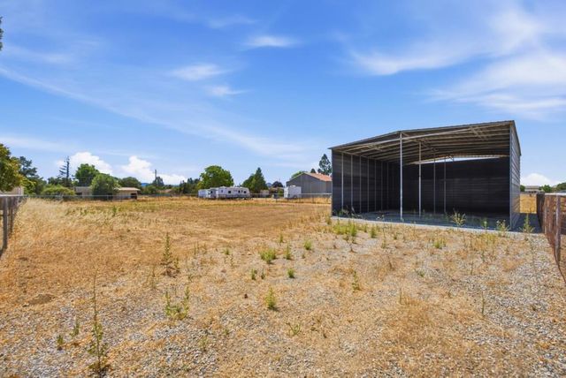 1135 Manning Court, San Martin, CA 95046