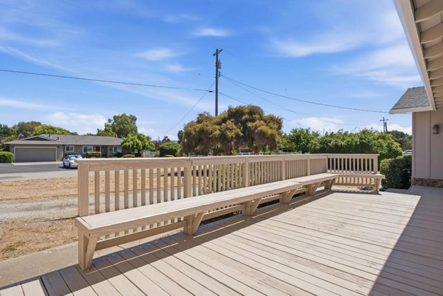 1135 Manning Court, San Martin, CA 95046
